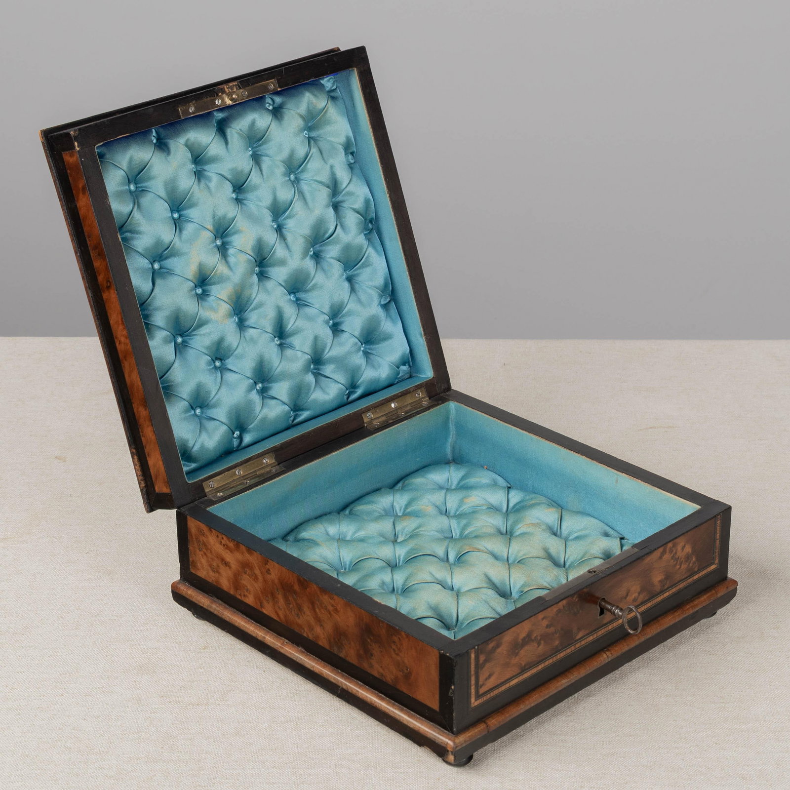 19th Century Napoleon III Marquetry Box, Mother of Pearl Inlay - 8