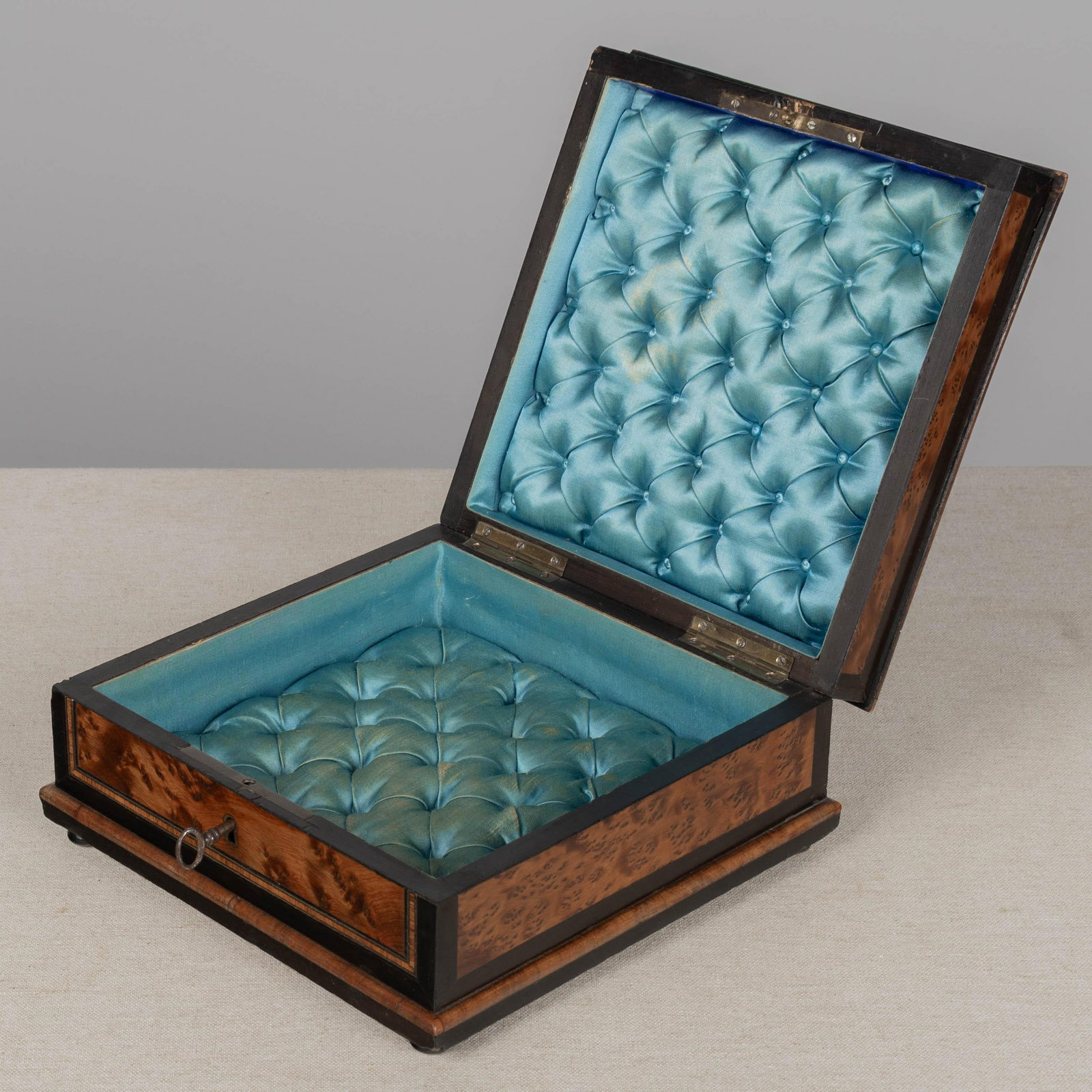 19th Century Napoleon III Marquetry Box, Mother of Pearl Inlay - 9