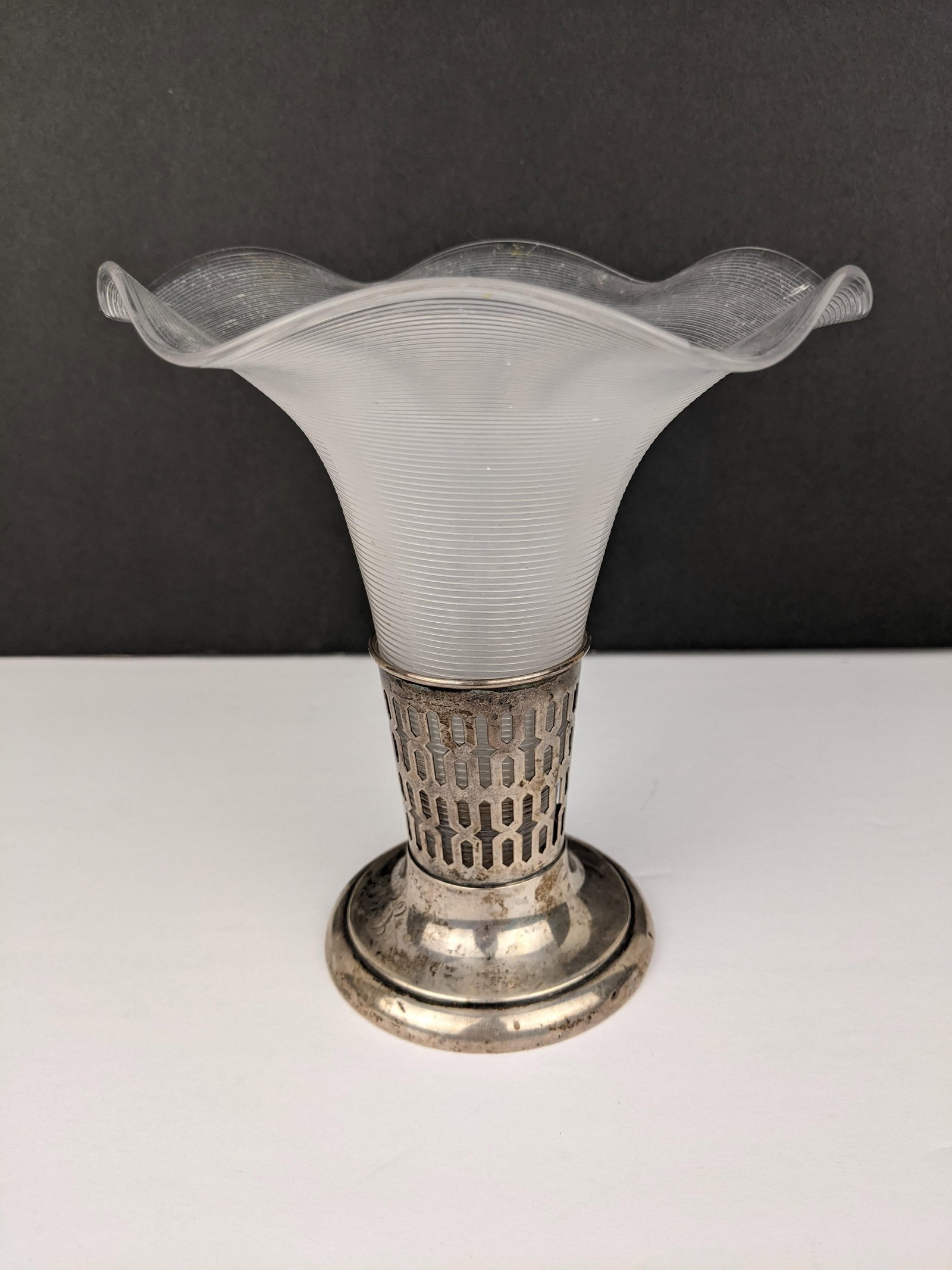 Vintage Sterling Silver Vase With Frosted Ribbed Art Glass Trumpet Insert, Art Deco Style - 13