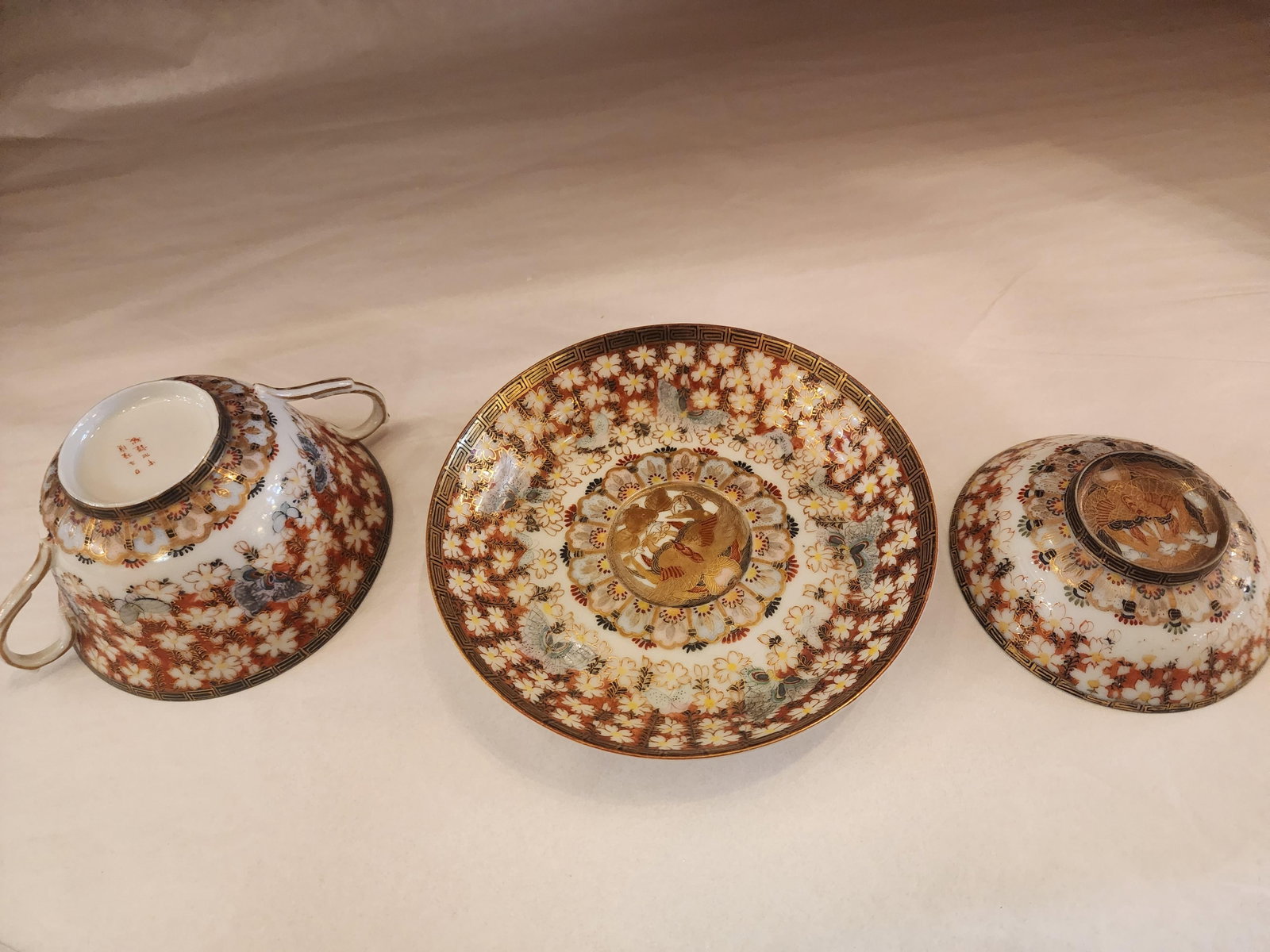 Antique Signed Moriage Japanese Tea Cup, Saucer and Lid/Tea Bag Rest. - 2