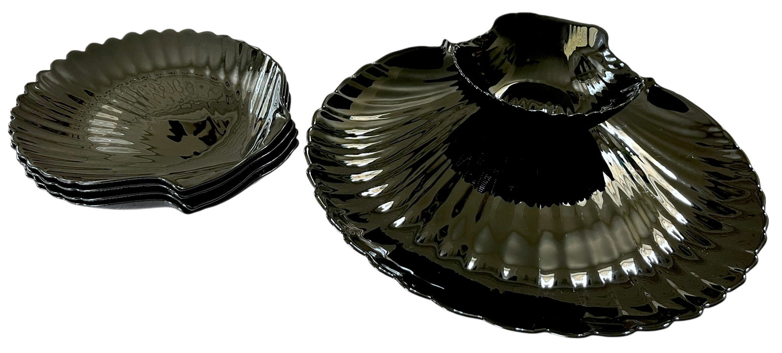 1960s Arcoroc France "Coquillage" Black Glass Shell Serving Set - 16 Pieces With Chip & Dip Platter - 7