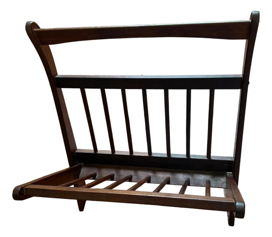 Vtg Danish Modern Mid Century Teak Magazine Rack Record Holder: This wonderful vintage MCM Danish teak magazine rack from the 1960s is a stylish and functional decor piece. Its sleek design and durable construction make it a stylish and ideal storage solution for 