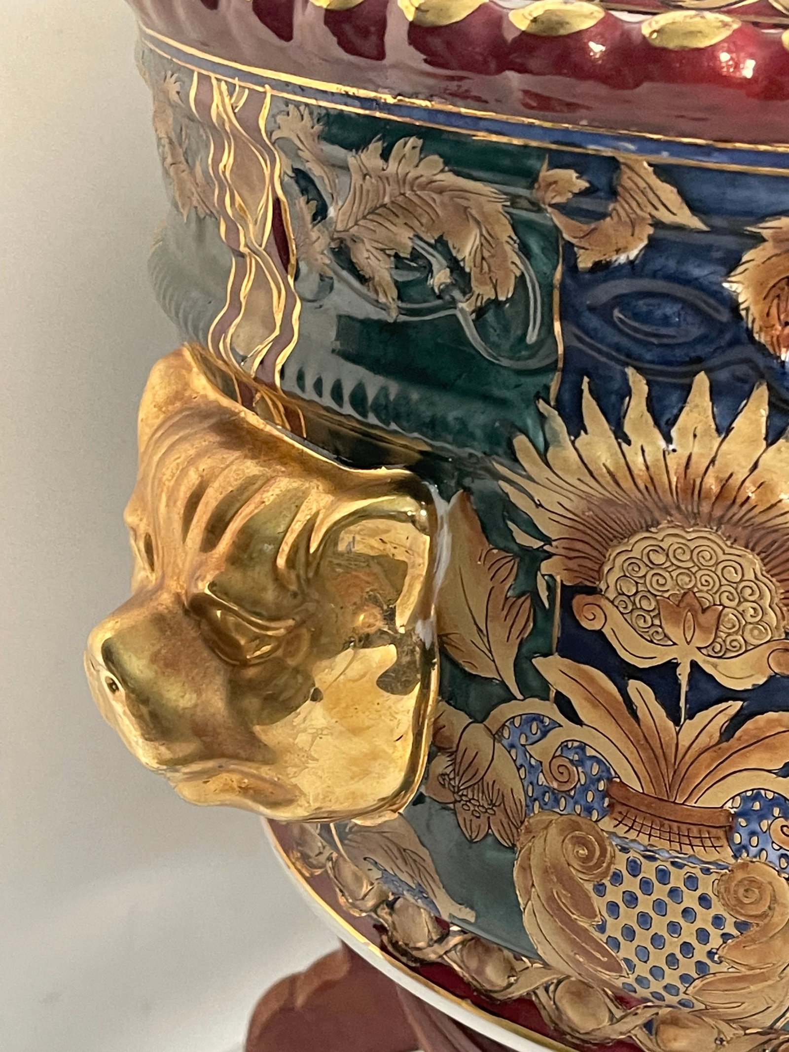 Mid 20th Century Chinese Export Tureen Handpainted With Lion Handles and Cover - 2