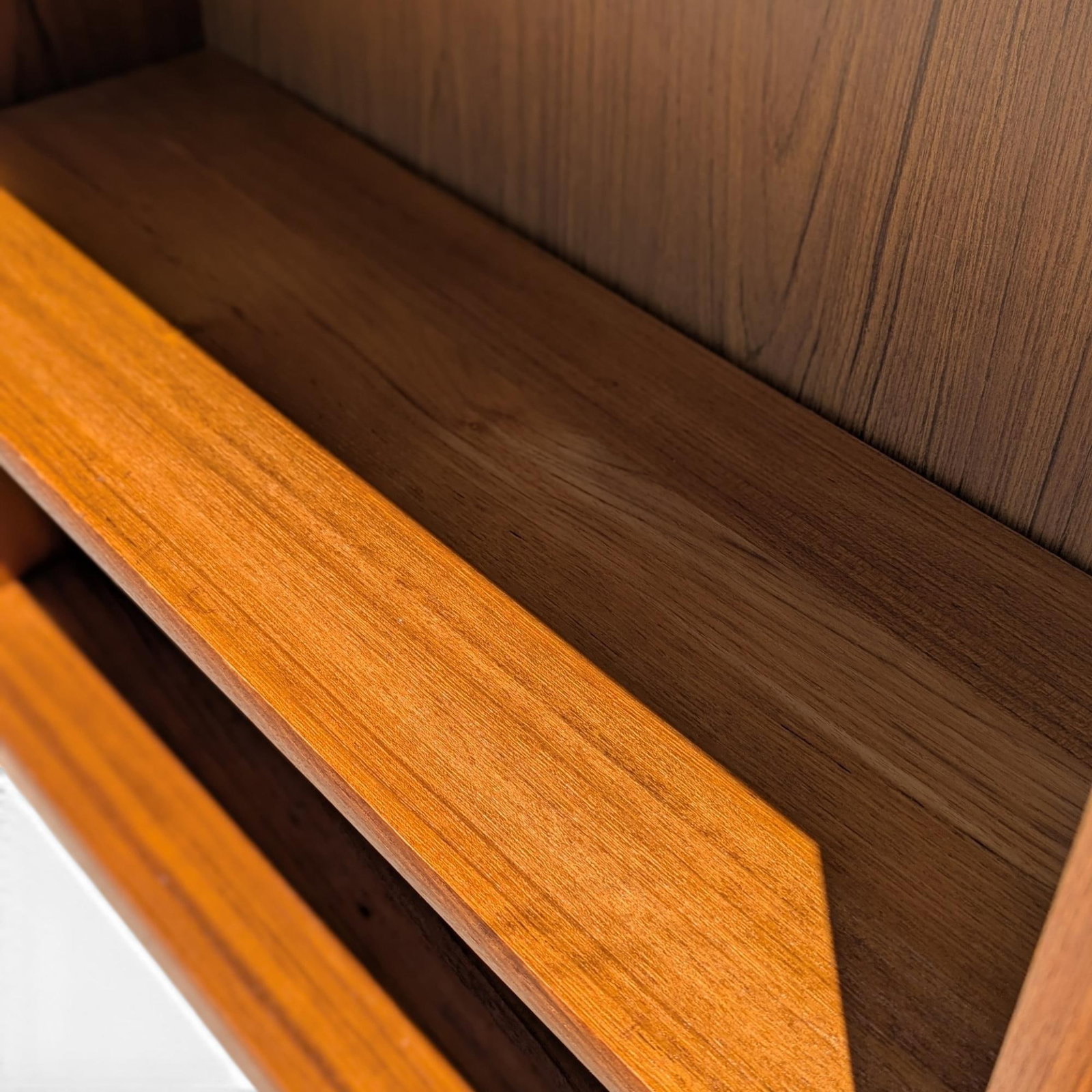 Petite Vintage Teak Bookcase, Danish Modern, 1970s - 12