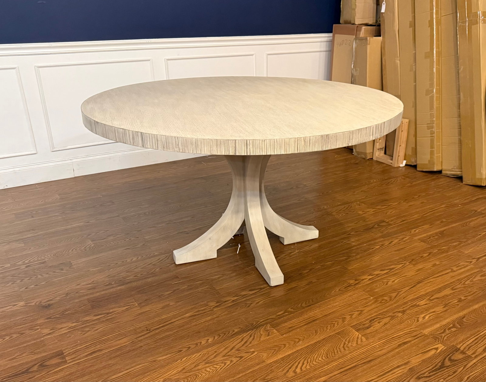 Century Casual Round Dining/Breakfast Table - 12