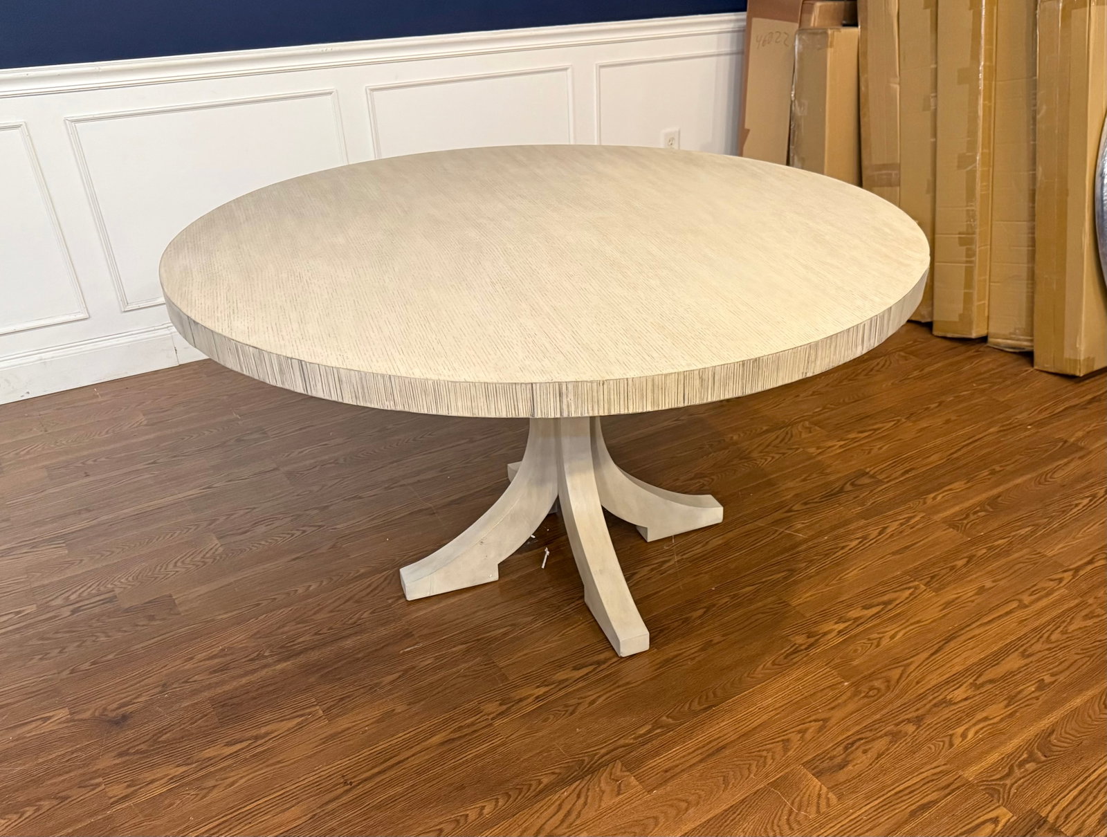 Century Casual Round Dining/Breakfast Table - 9