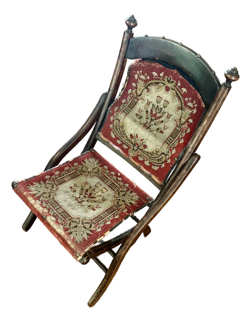 Antique 1860s Civil War Officer's Folding Camp Carpet Chair: A fascinating piece of early Americana history: an authentic 1860s Civil War-era officer's folding camp chair. Highly favored by 19th-century military officers for its clever, flat-folding
