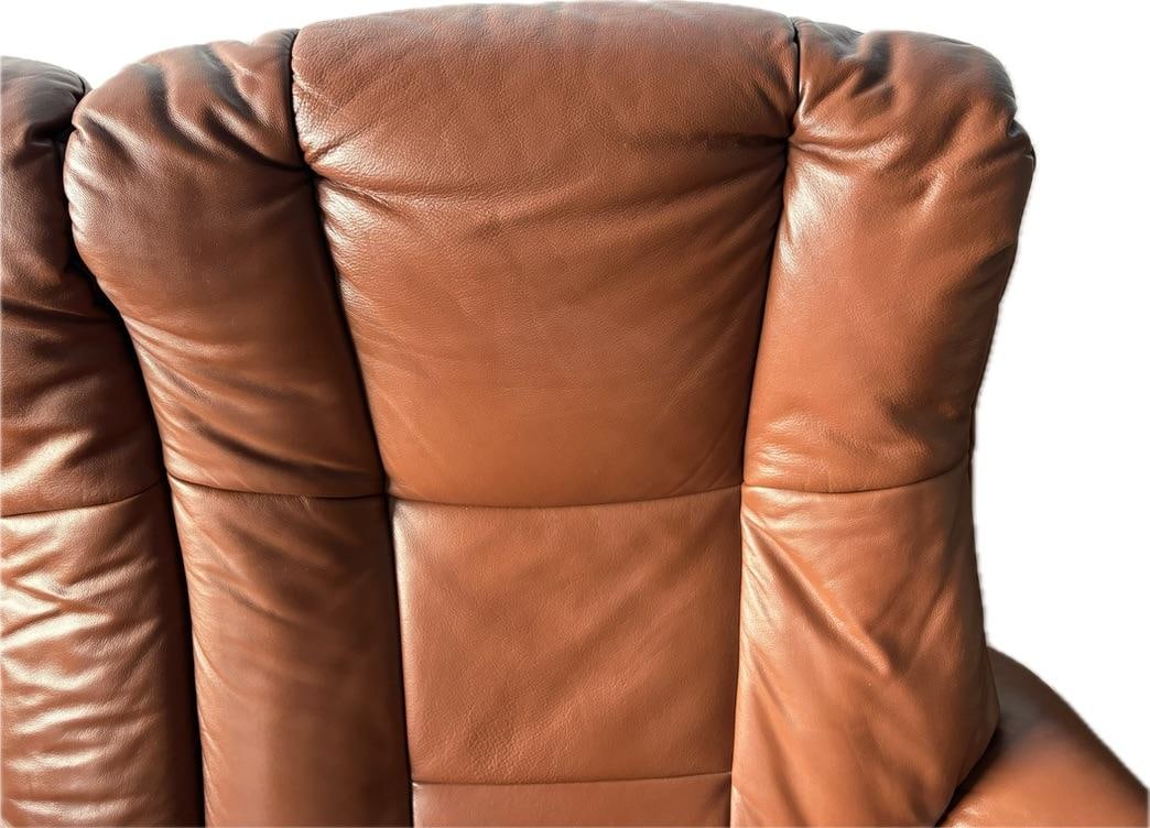 Vintage Ekhornes Leather Stressless Reclining Loveseat - 3