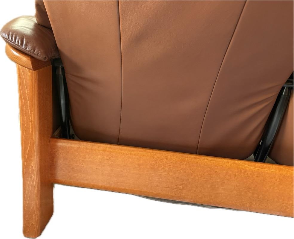 Vintage Ekhornes Leather Stressless Reclining Loveseat - 6