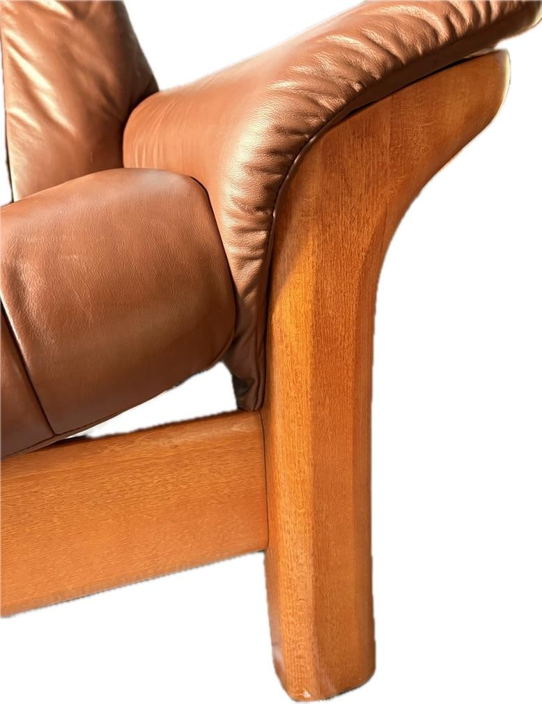 Vintage Ekhornes Leather Stressless Reclining Loveseat - 9