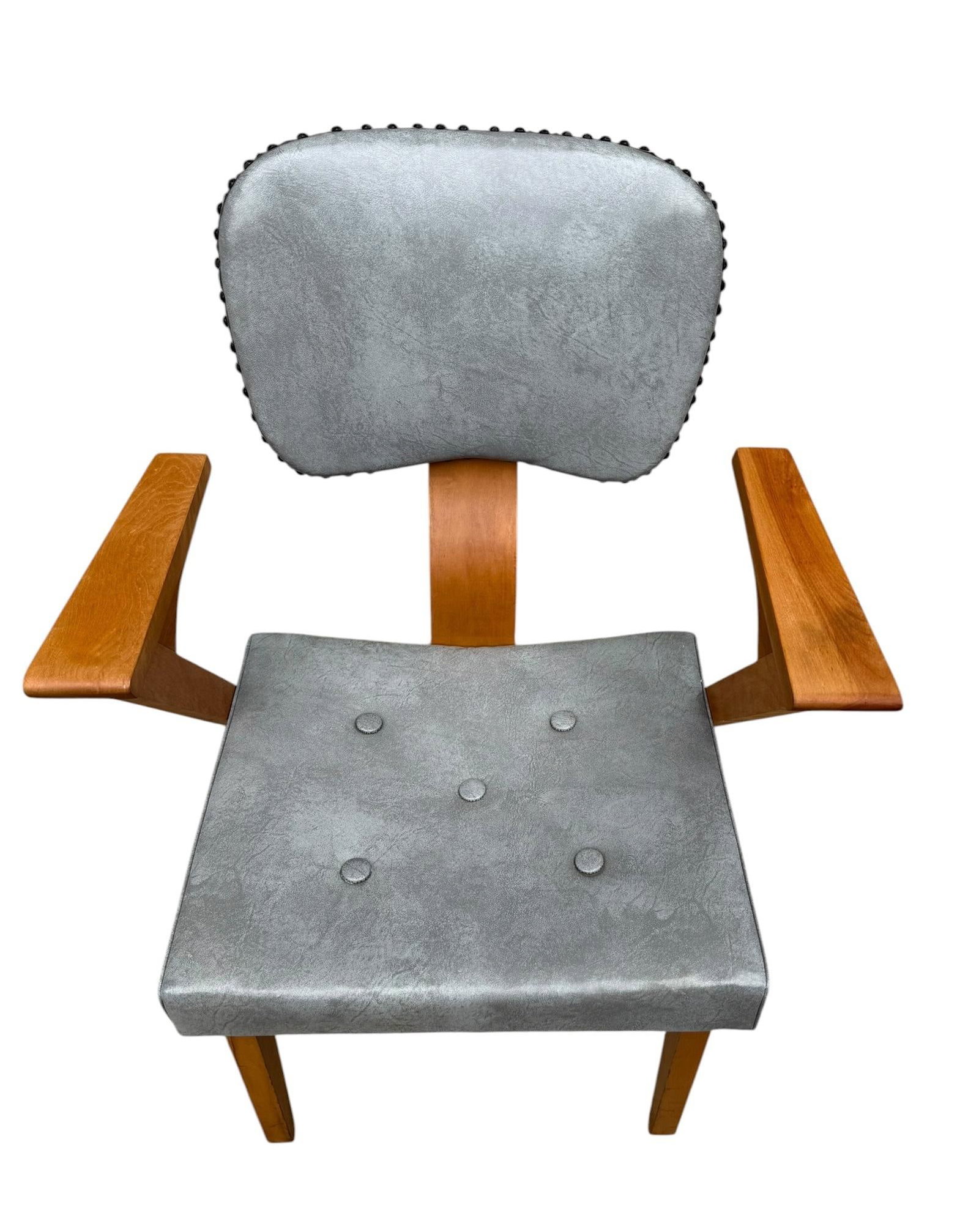 Pair of Mid-Century Modern Armchairs by Custom & Modern Upholstering Co., Gardner Ma, C. 1950 - 9