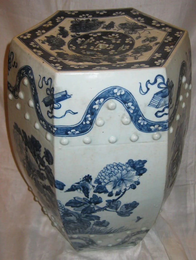 20th century Chinese Export Porcelain Garden Seat - 2