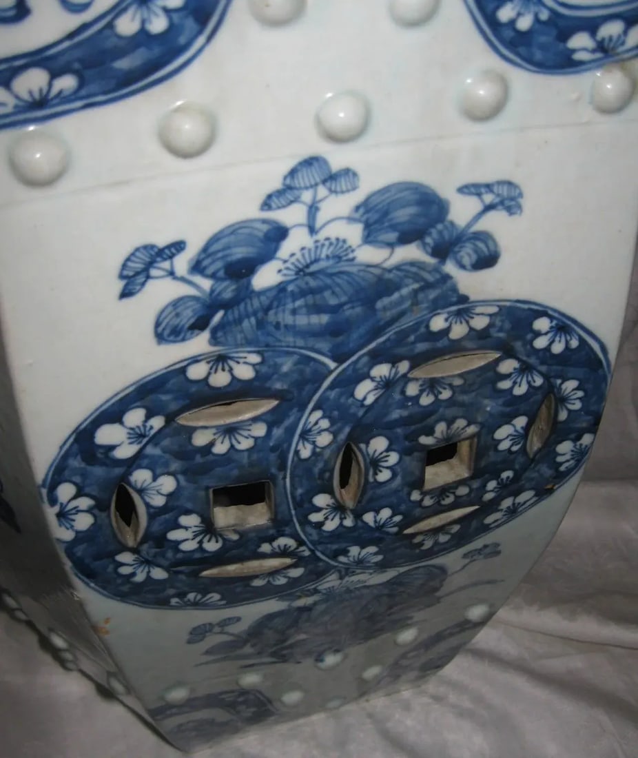 20th century Chinese Export Porcelain Garden Seat - 8