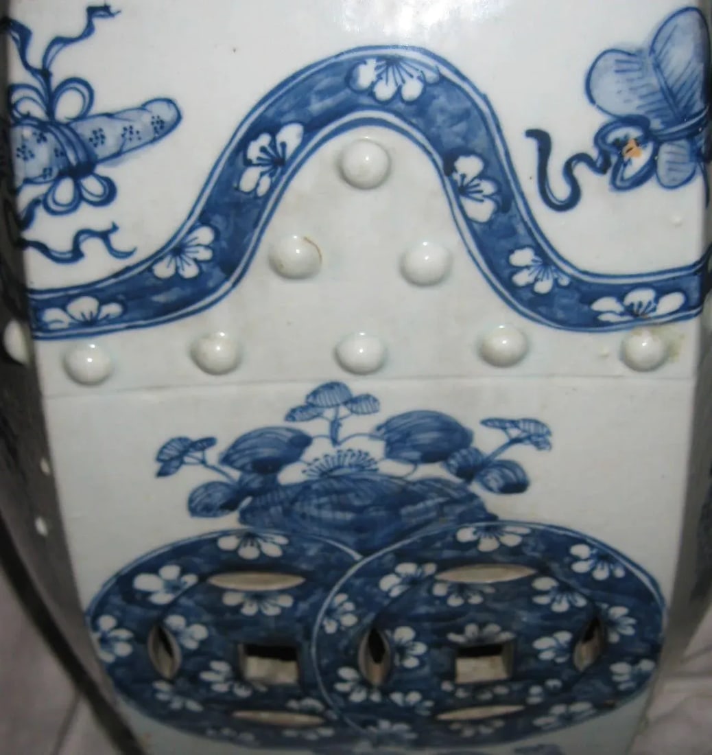 20th century Chinese Export Porcelain Garden Seat - 9