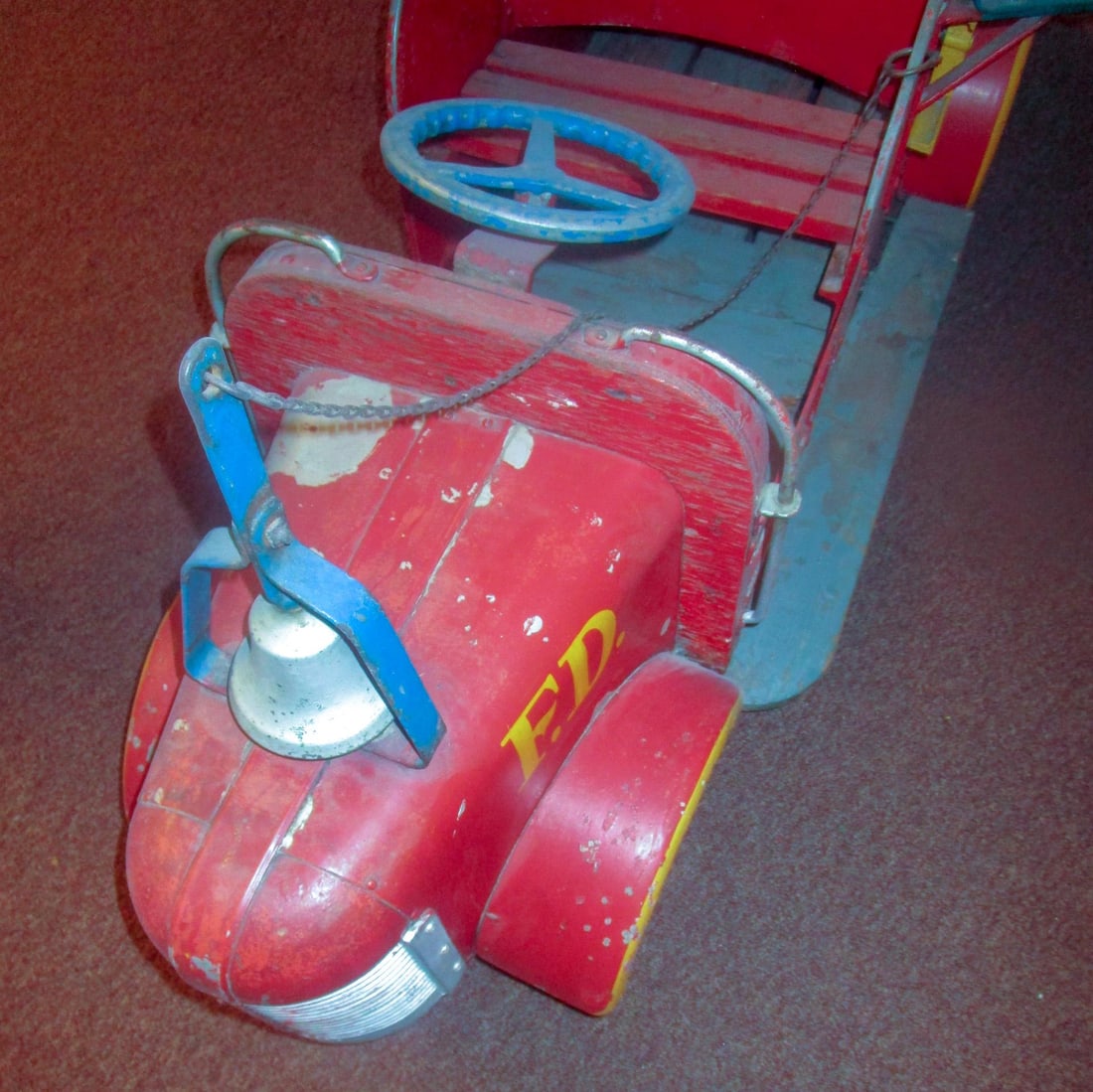 1940s Coney Island Amusement Park Kiddie Car Fire Engine in Original Condition - 5