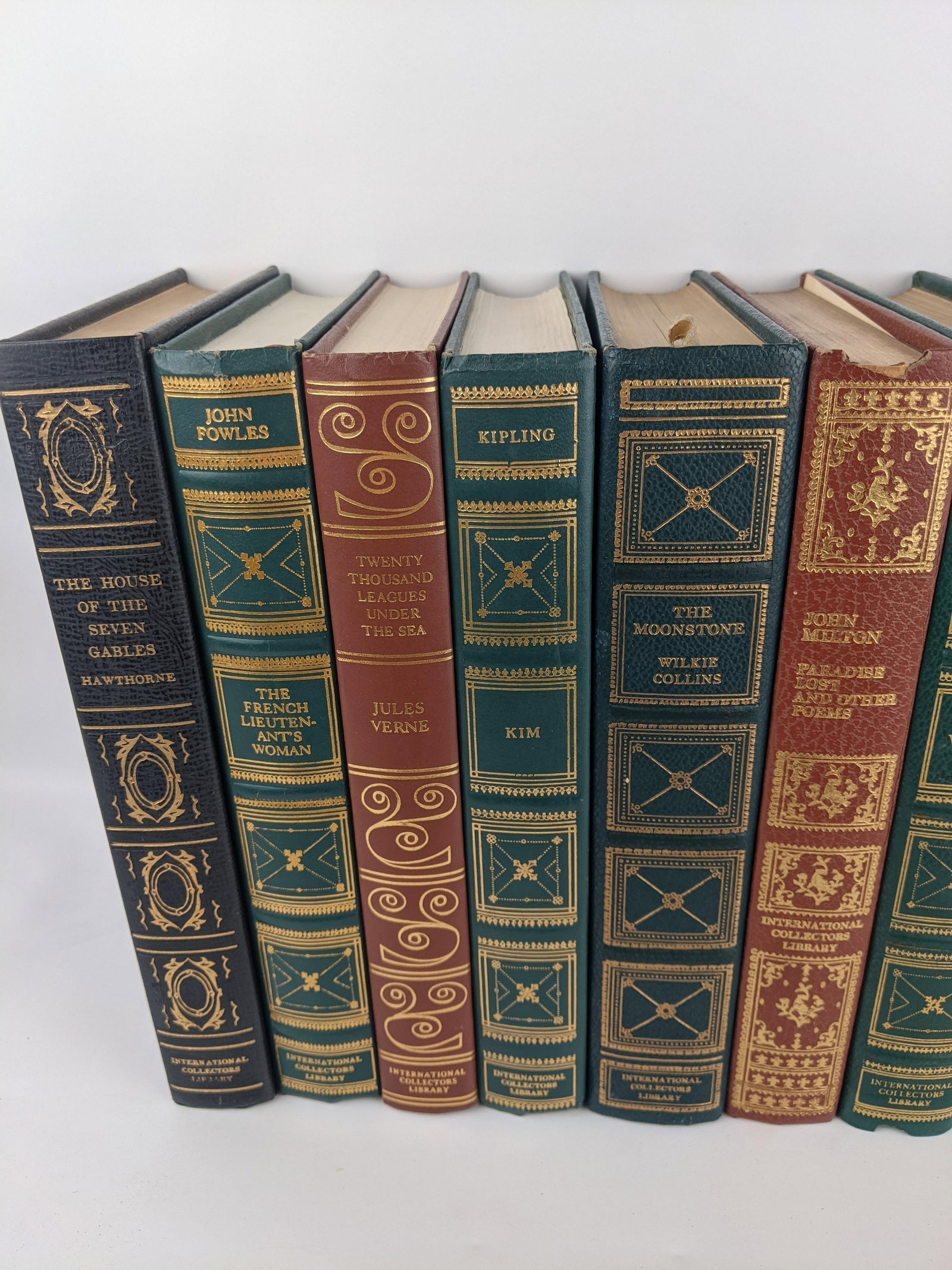Vintage International Collectors Library Gilt-Bound Classics - Set of 10 - 3