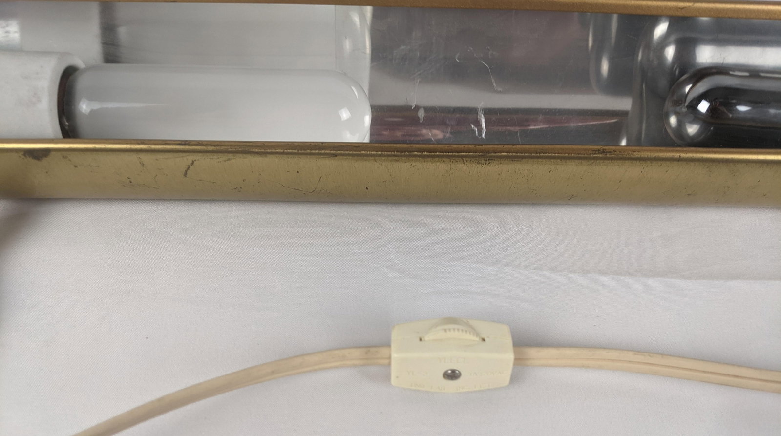 30" Vintage House of Troy Adjustable Gallery Picture Light - Gold/Brass-Tone Finish - 5
