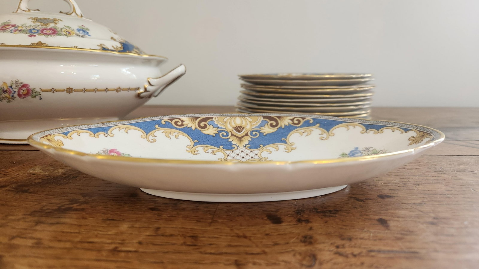 Vintage Shelley Sheraton 13291 Blue & Gold Bone China 16-Piece Serving Set - 4