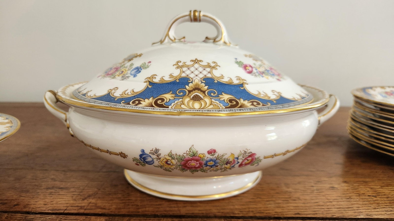 Vintage Shelley Sheraton 13291 Blue & Gold Bone China 16-Piece Serving Set - 9