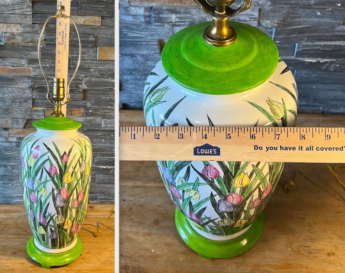 Porcelain Tulip Design Table Lamp - 12