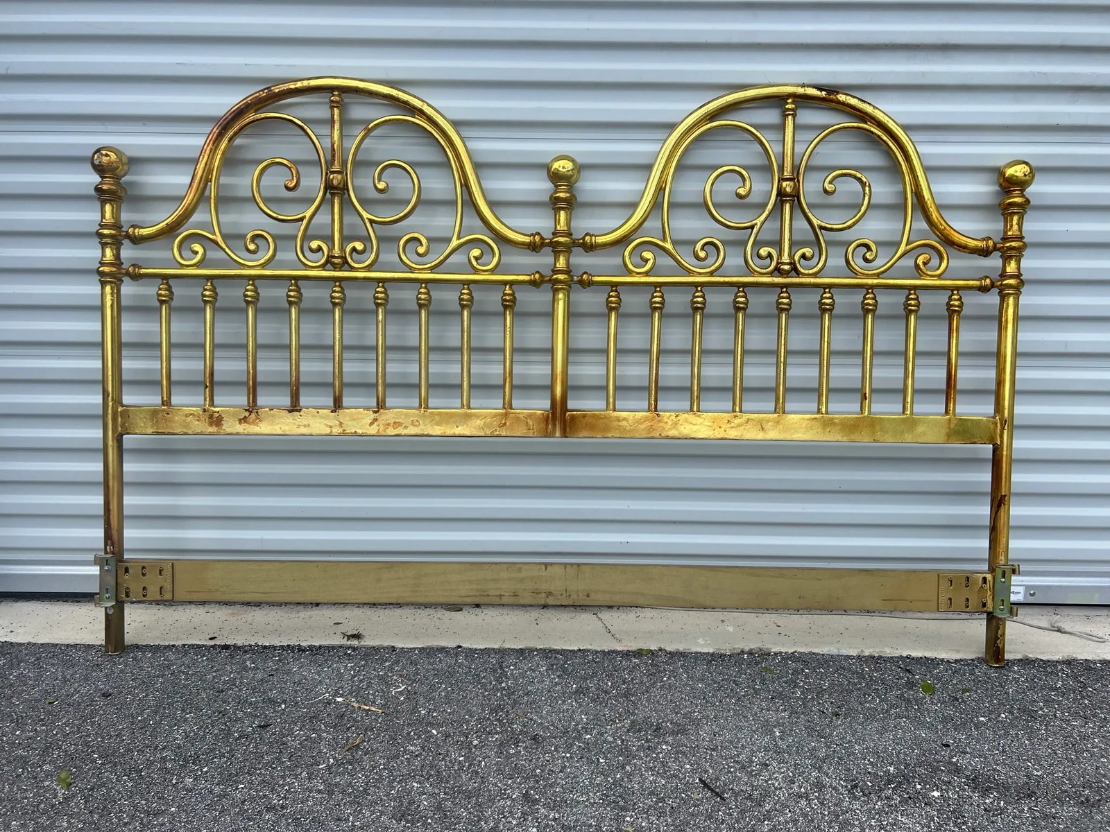 Drexel Metal Gold Leaf King Sized Headboard - 2