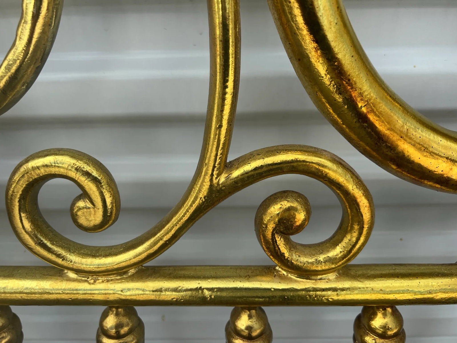 Drexel Metal Gold Leaf King Sized Headboard - 8