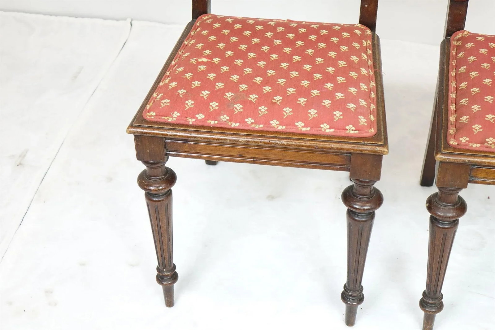 1940s Vintage Chairs With Elaborate Woodwork - a Pair - 2