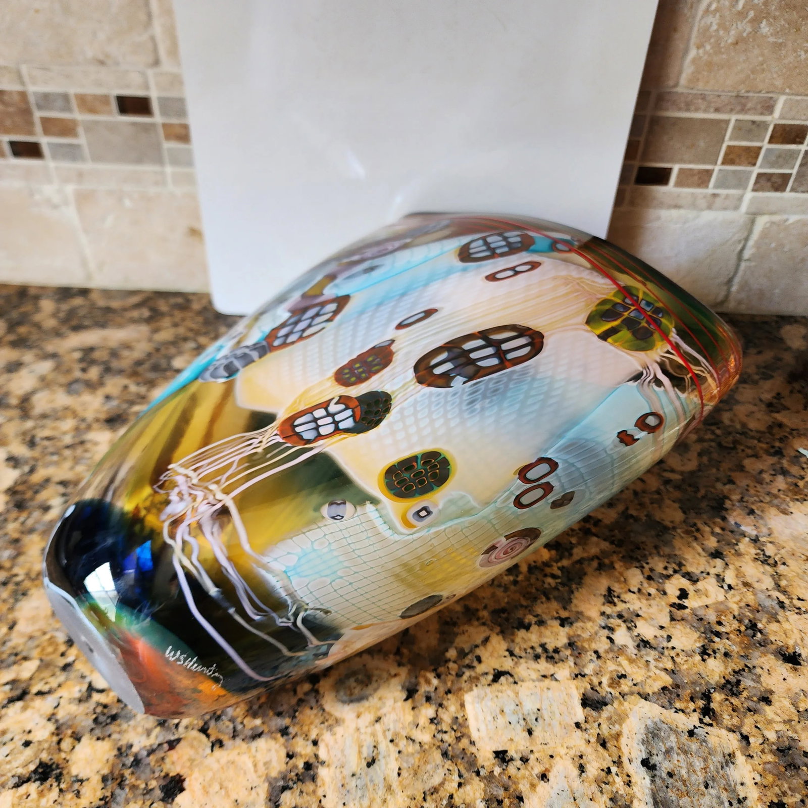 Late 20th Century Wes Hunting Signed Colorforms Art Glass Vase - 4