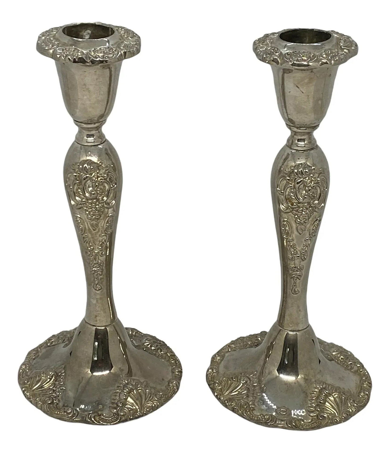 Mid 20th Century Godinger Silverplate Candlestick Holders With Baroque Grapevine Design - a Pair - 2