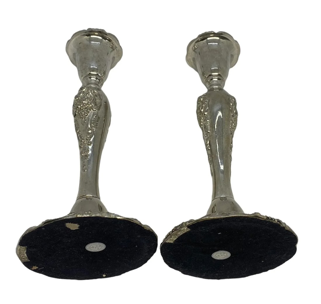 Mid 20th Century Godinger Silverplate Candlestick Holders With Baroque Grapevine Design - a Pair - 9