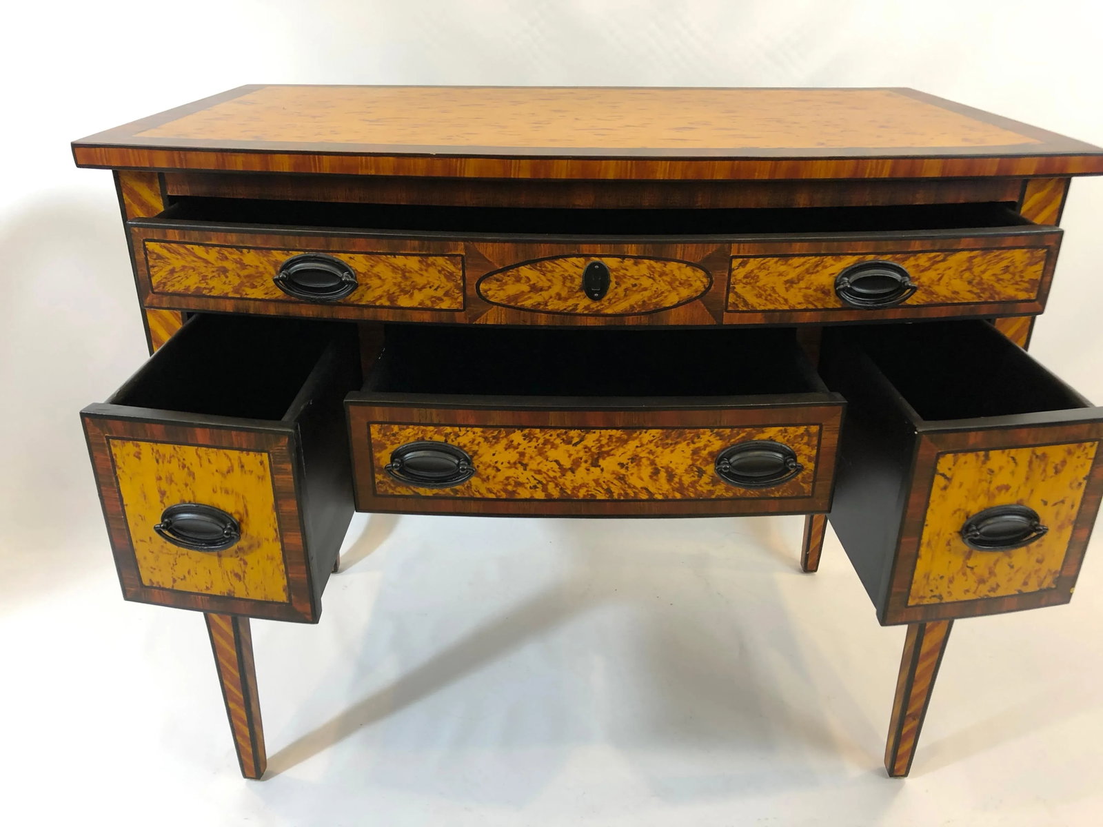 1980s Traditional Harden Furniture Painted Lowboy Chest - 4