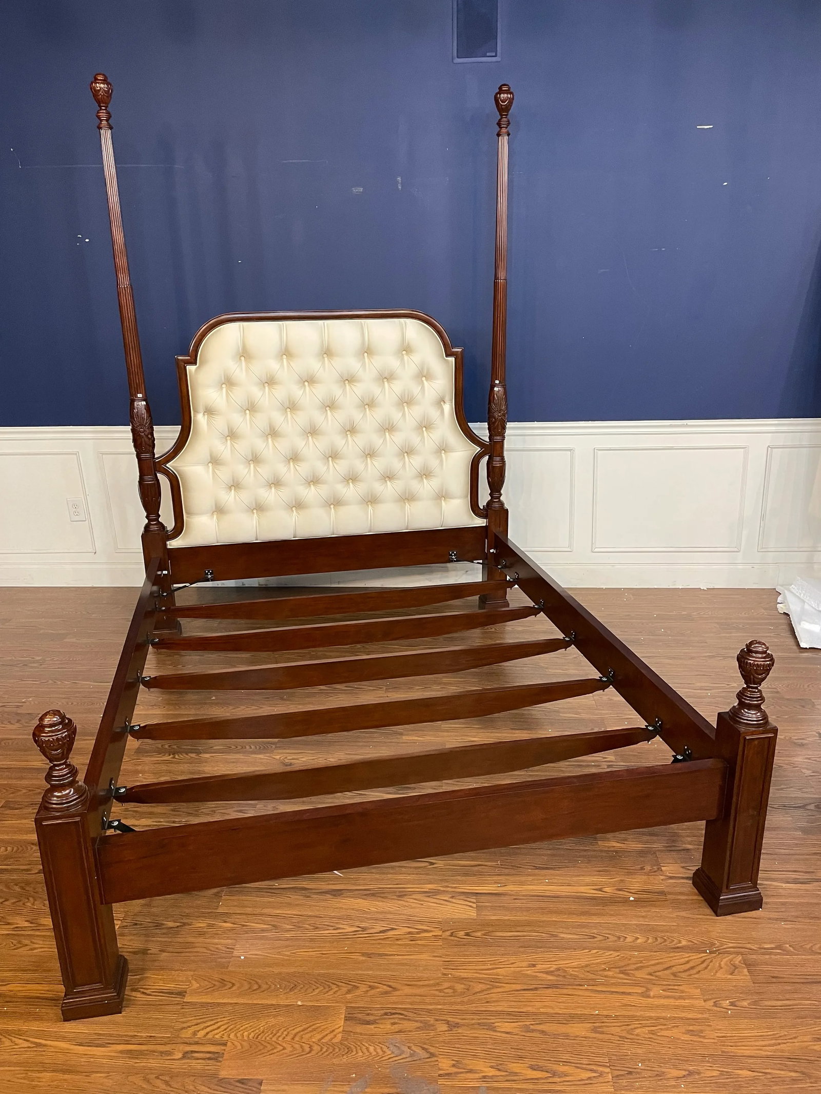 Scarborough House Queen Size Upholstered Mahogany Two Post Bed - Floor Sample - 11