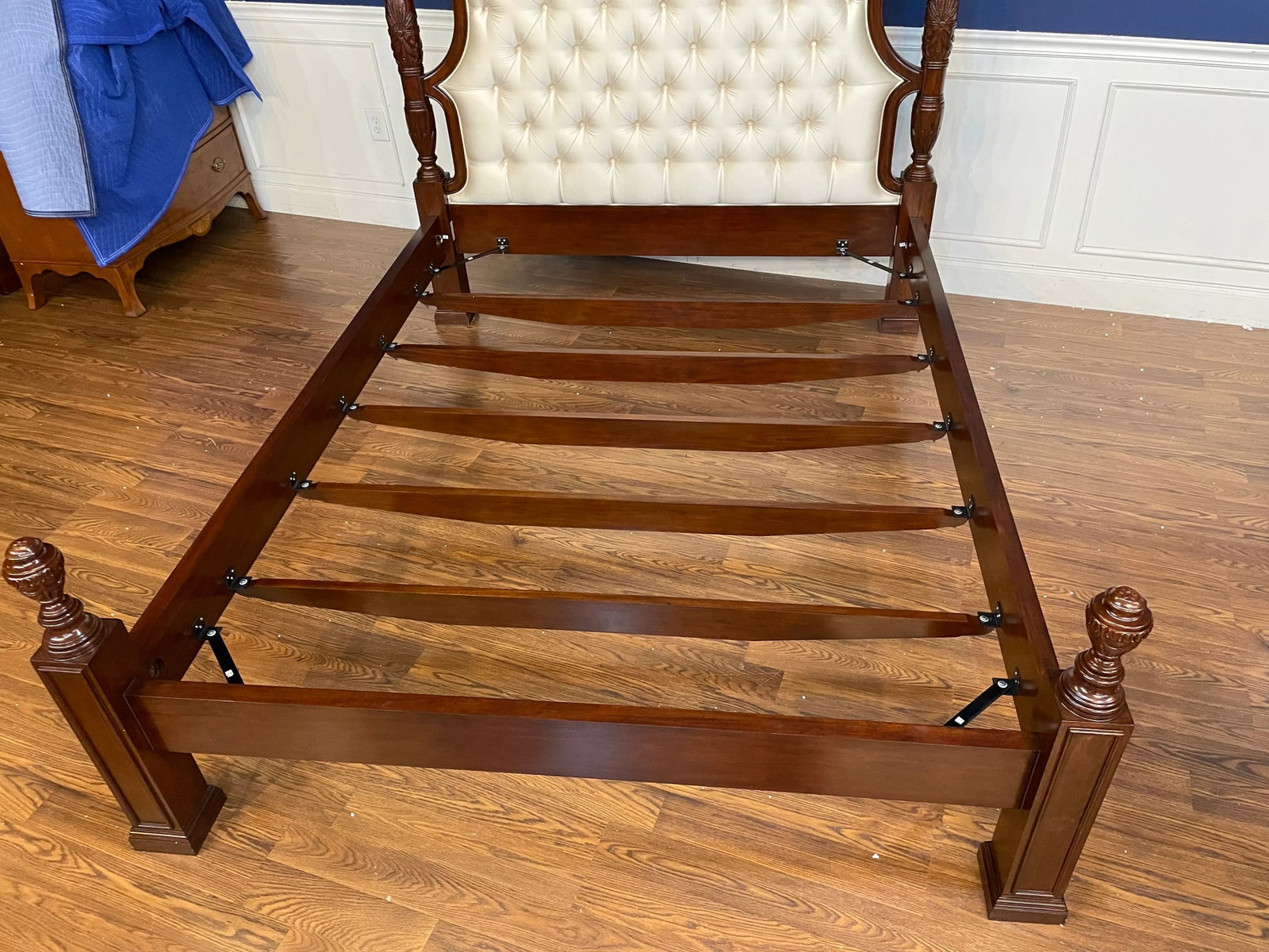 Scarborough House Queen Size Upholstered Mahogany Two Post Bed - Floor Sample - 12