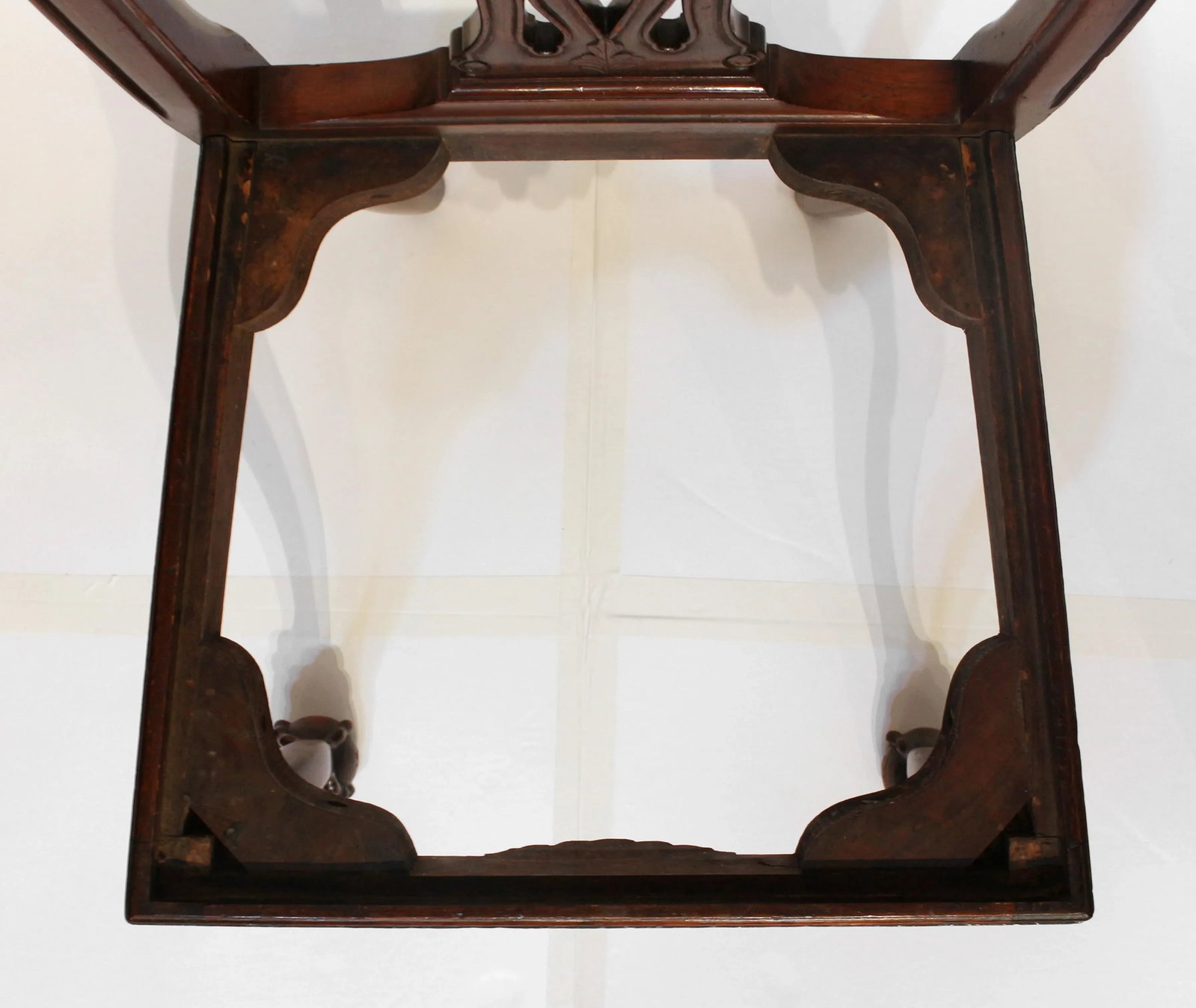 Set of 4 Colonial Revival Dining Chairs - 7