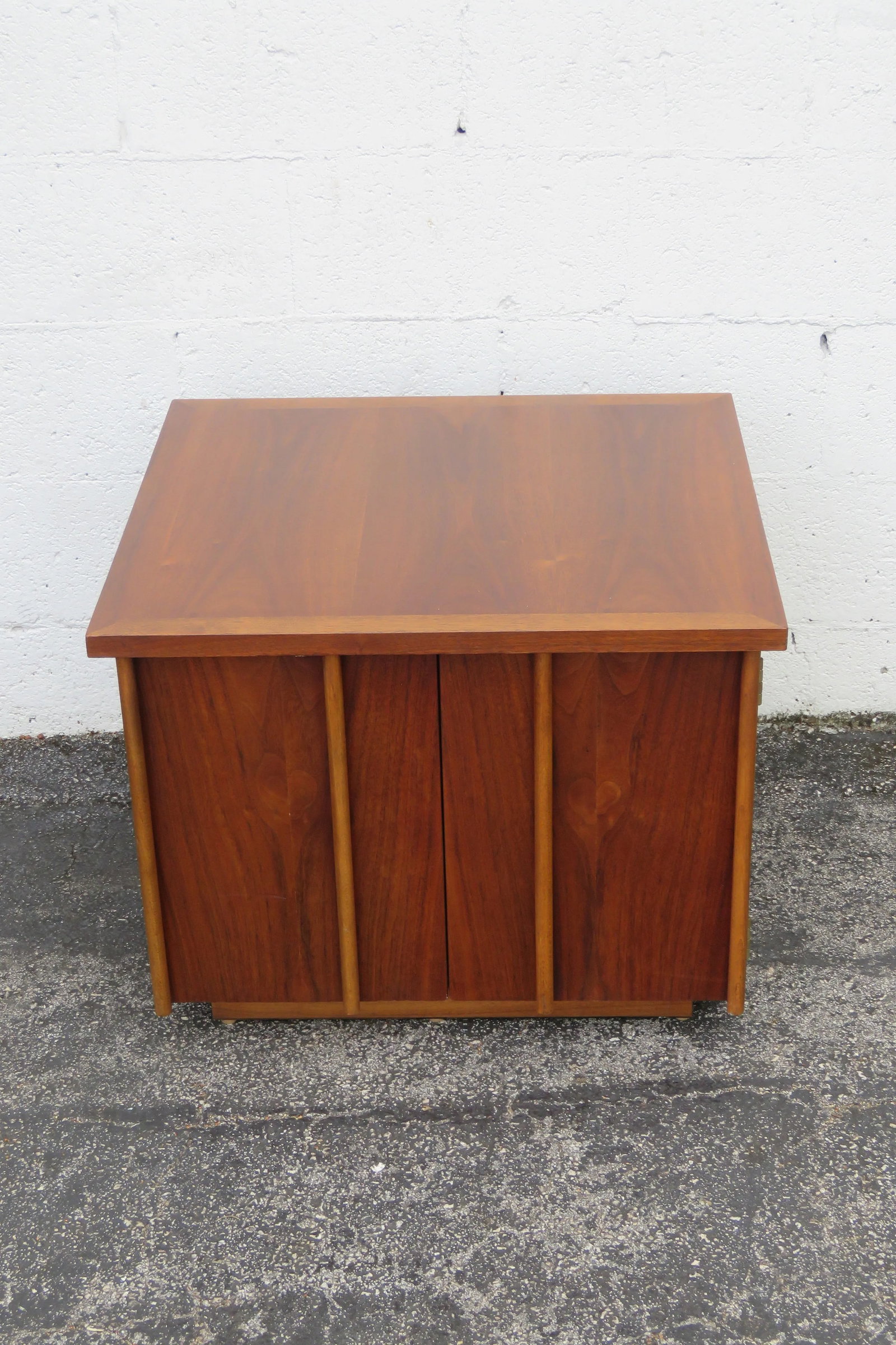 Lane Mid Century Modern Nightstand Side End Lamp Table Bar Commode - 11
