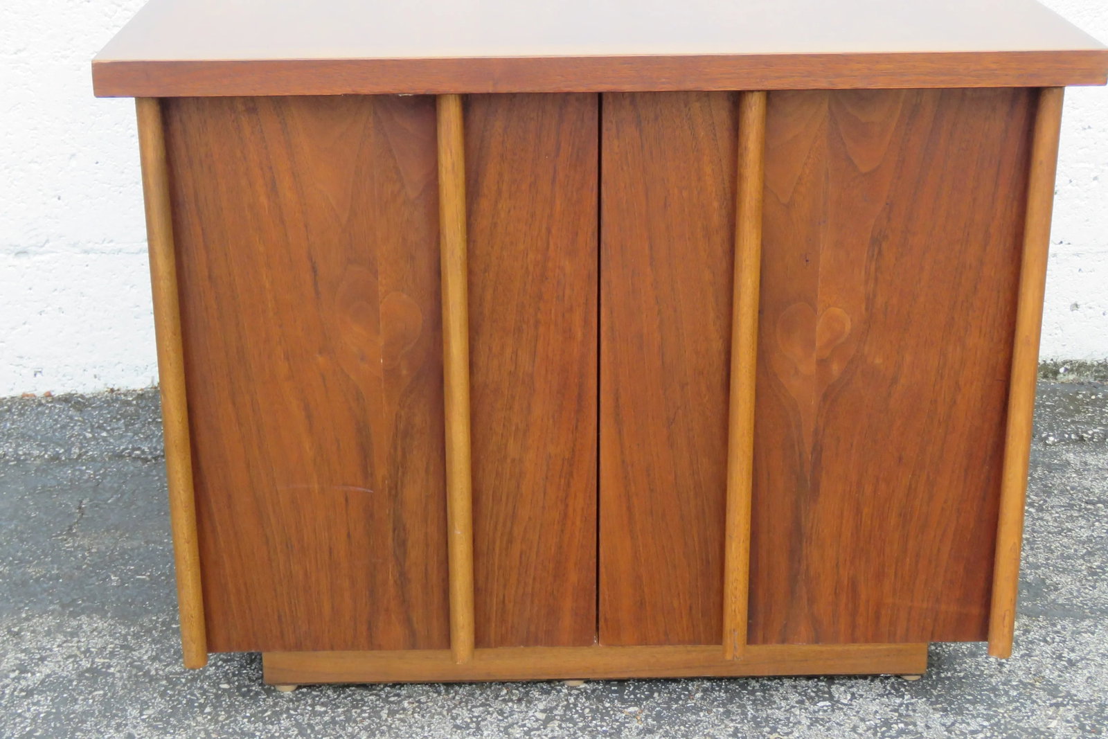 Lane Mid Century Modern Nightstand Side End Lamp Table Bar Commode - 2
