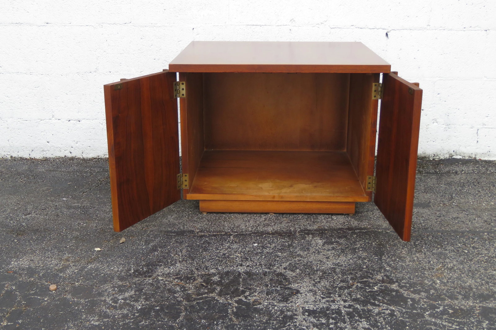 Lane Mid Century Modern Nightstand Side End Lamp Table Bar Commode - 4