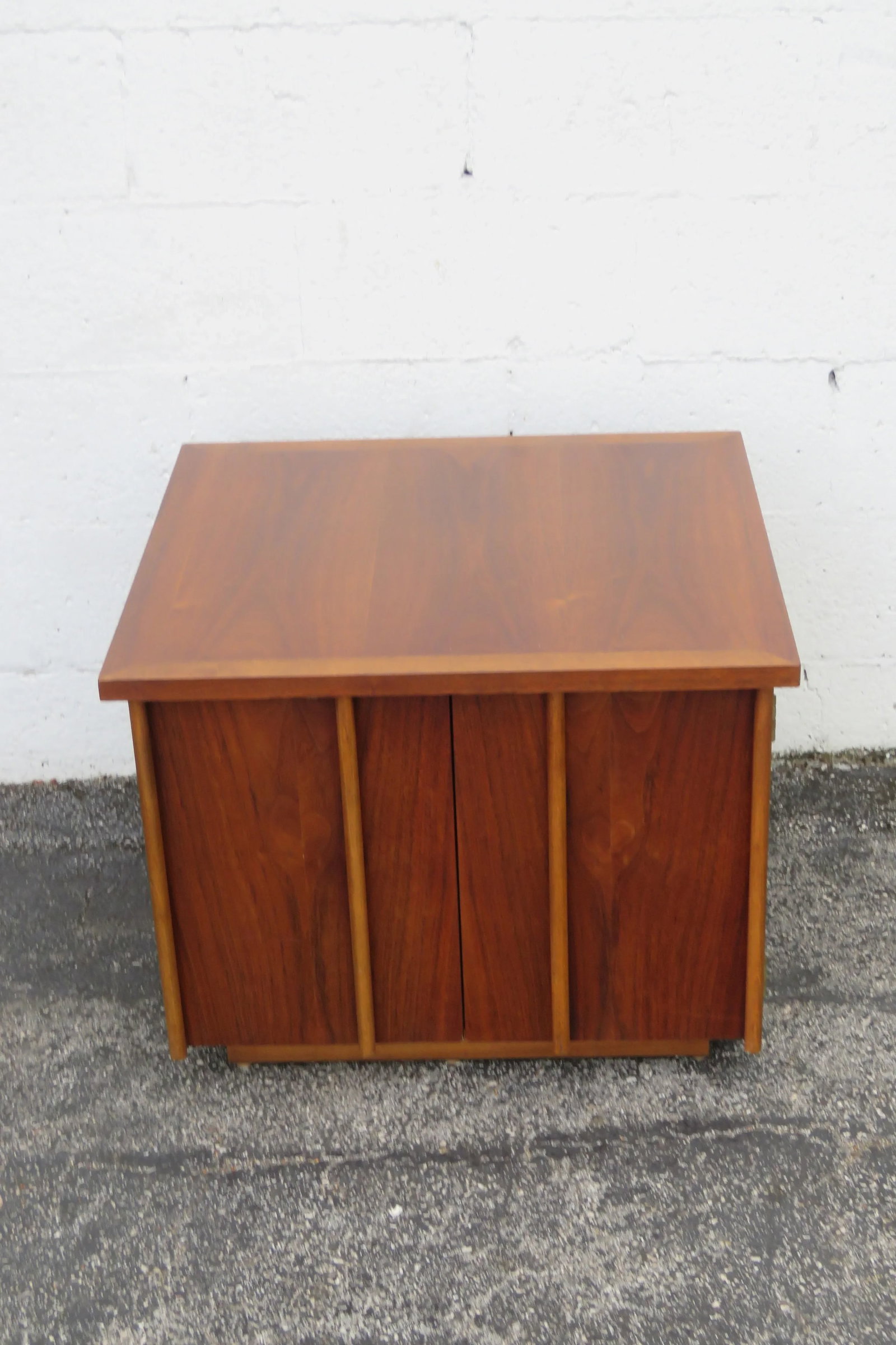 Lane Mid Century Modern Nightstand Side End Lamp Table Bar Commode - 5