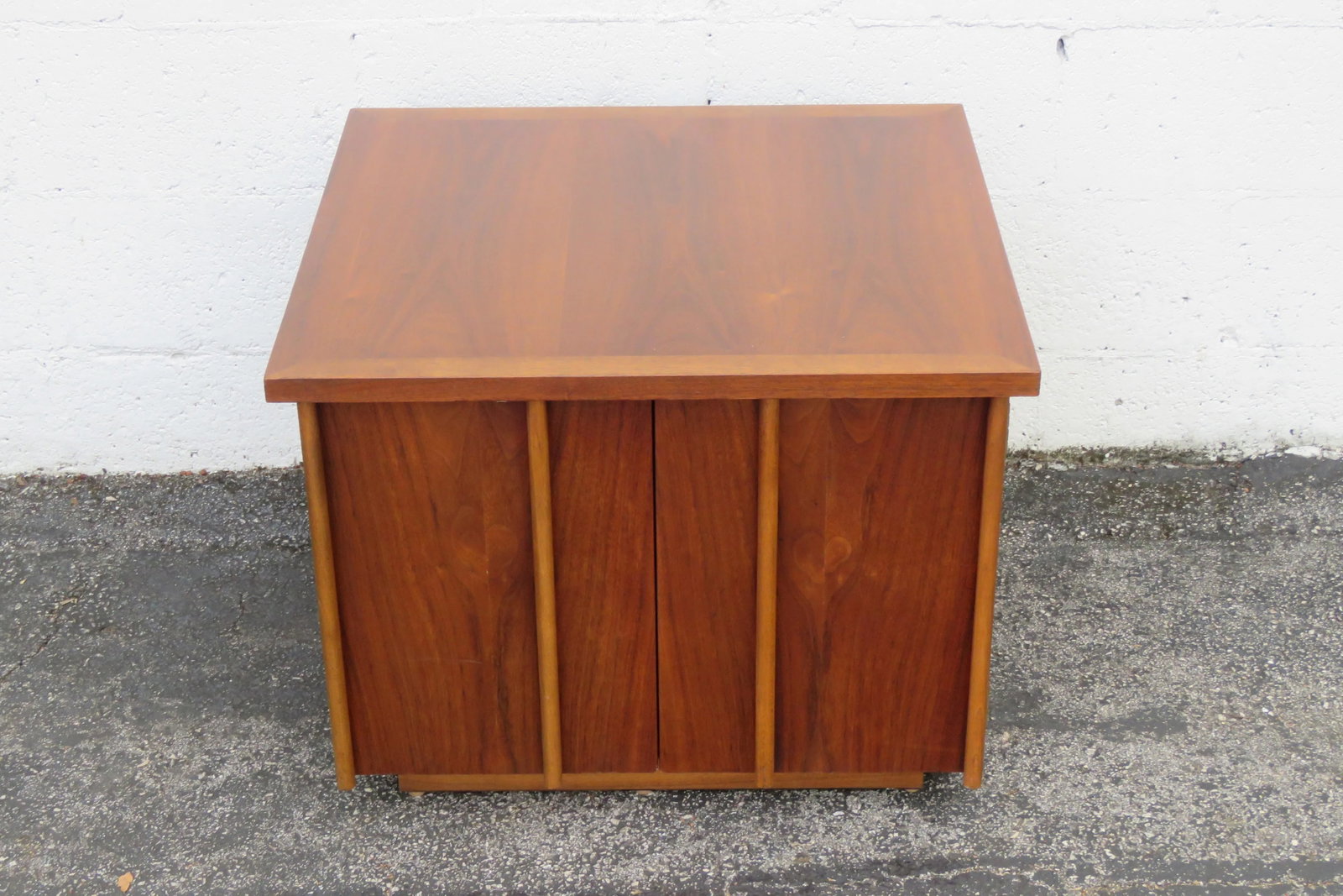 Lane Mid Century Modern Nightstand Side End Lamp Table Bar Commode - 9
