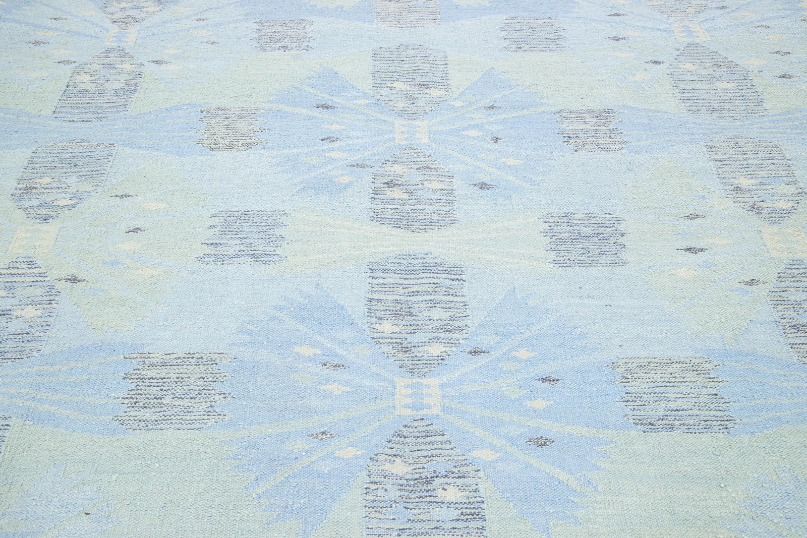 Modern Designed Swedish Style Wool & Silk Rug Handmade in Light Blue - 3