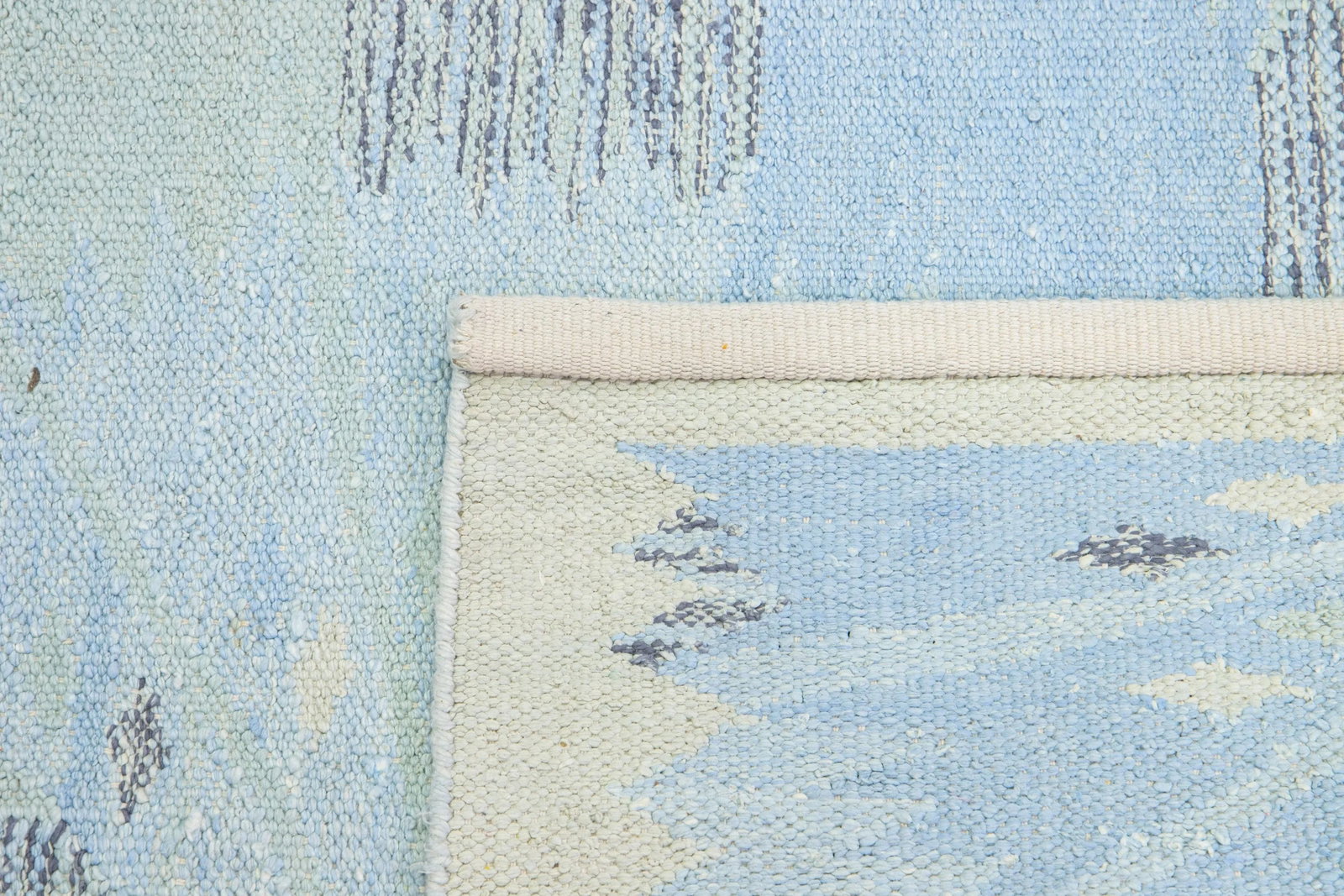 Modern Designed Swedish Style Wool & Silk Rug Handmade in Light Blue - 4