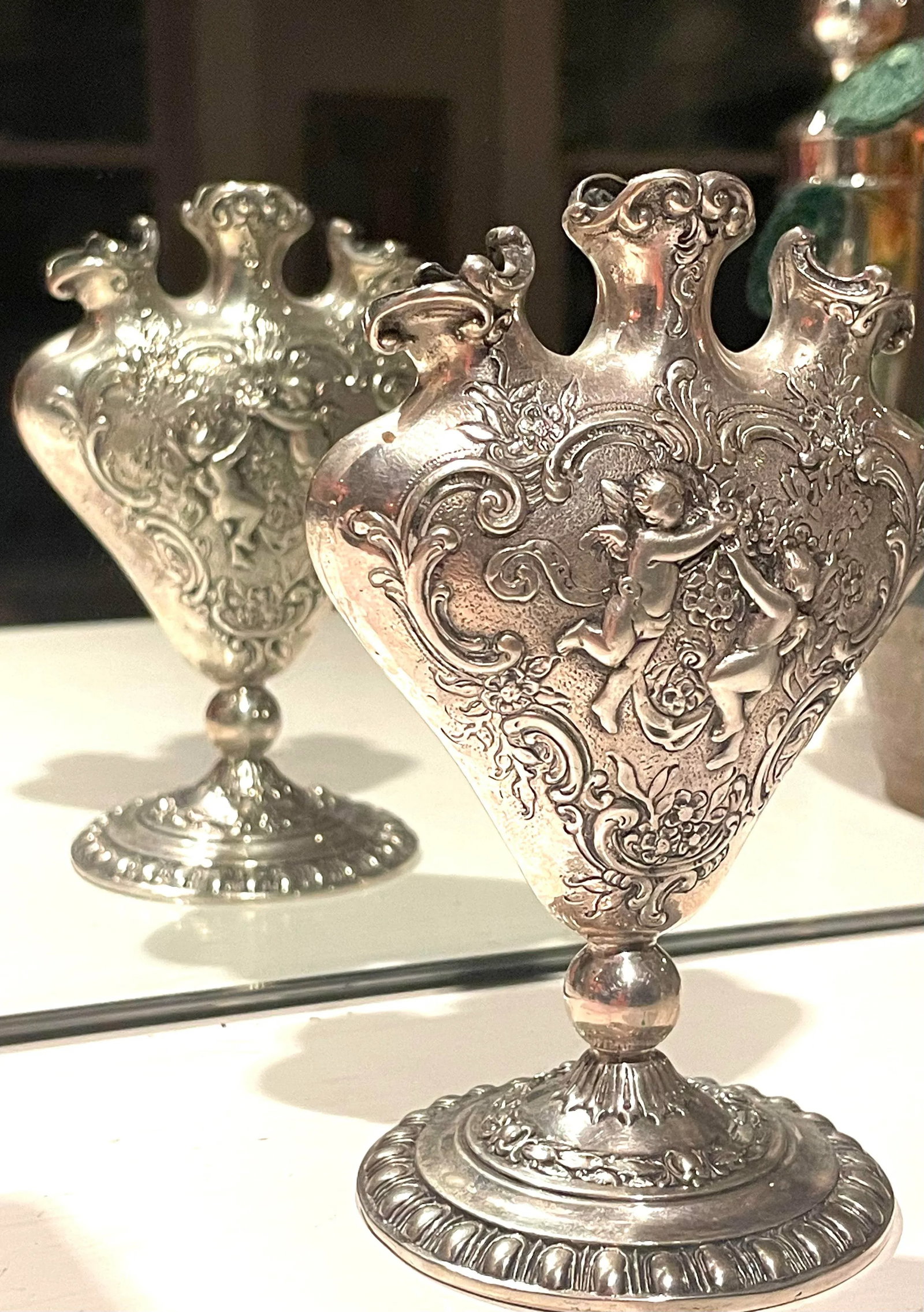 800 Silver Baroque Heart Tulipiere Bud Vase - 7