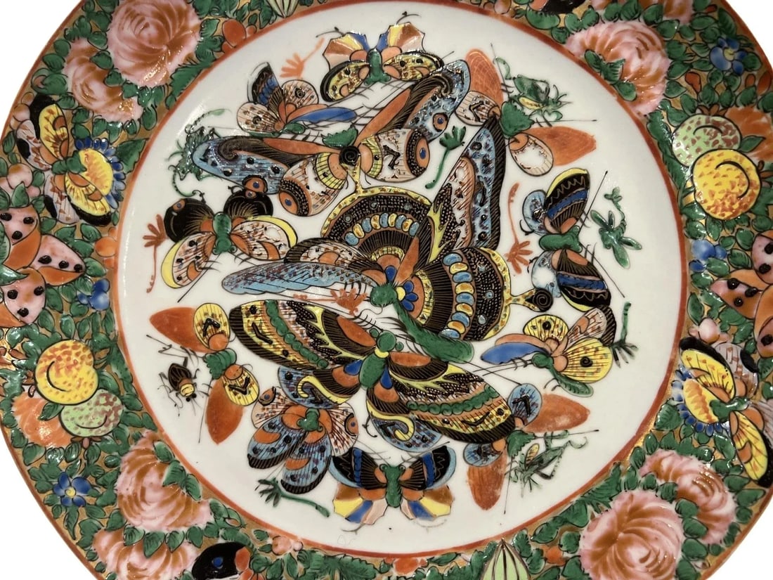 Pair, 19th Century Chinese Export "Thousand Butterfly" Porcelain Plates 9.5" - 5