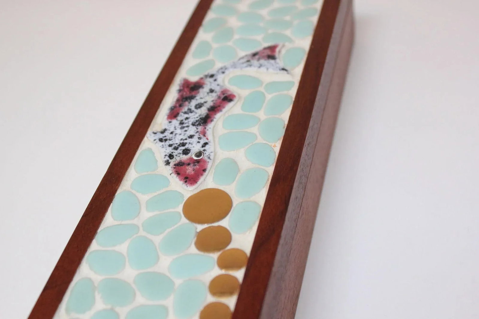 Vintage Handmade Mosaic "Fish" Lidded Walnut Box - 9