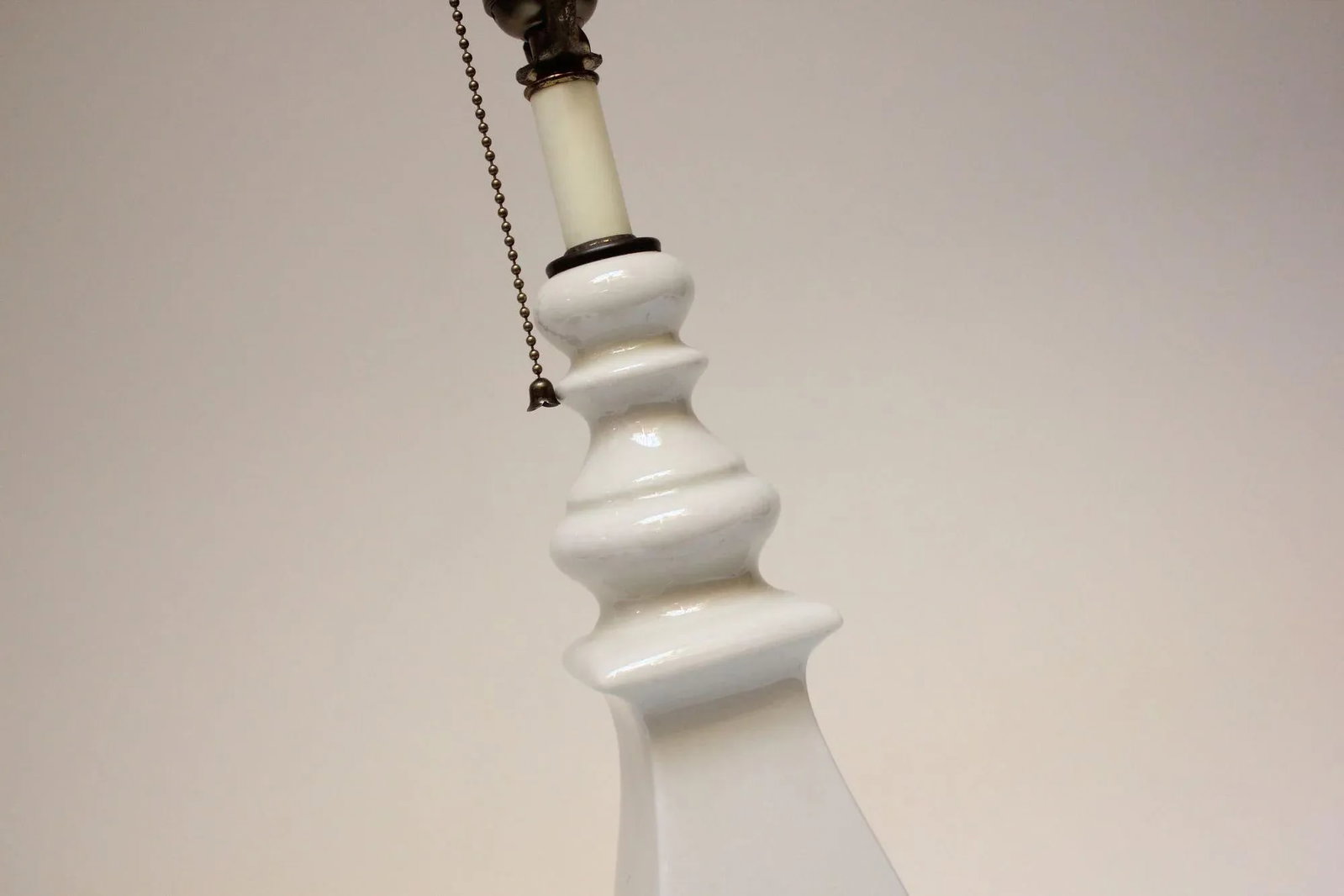Vintage Porcelain Pillar Table Lamp - 8