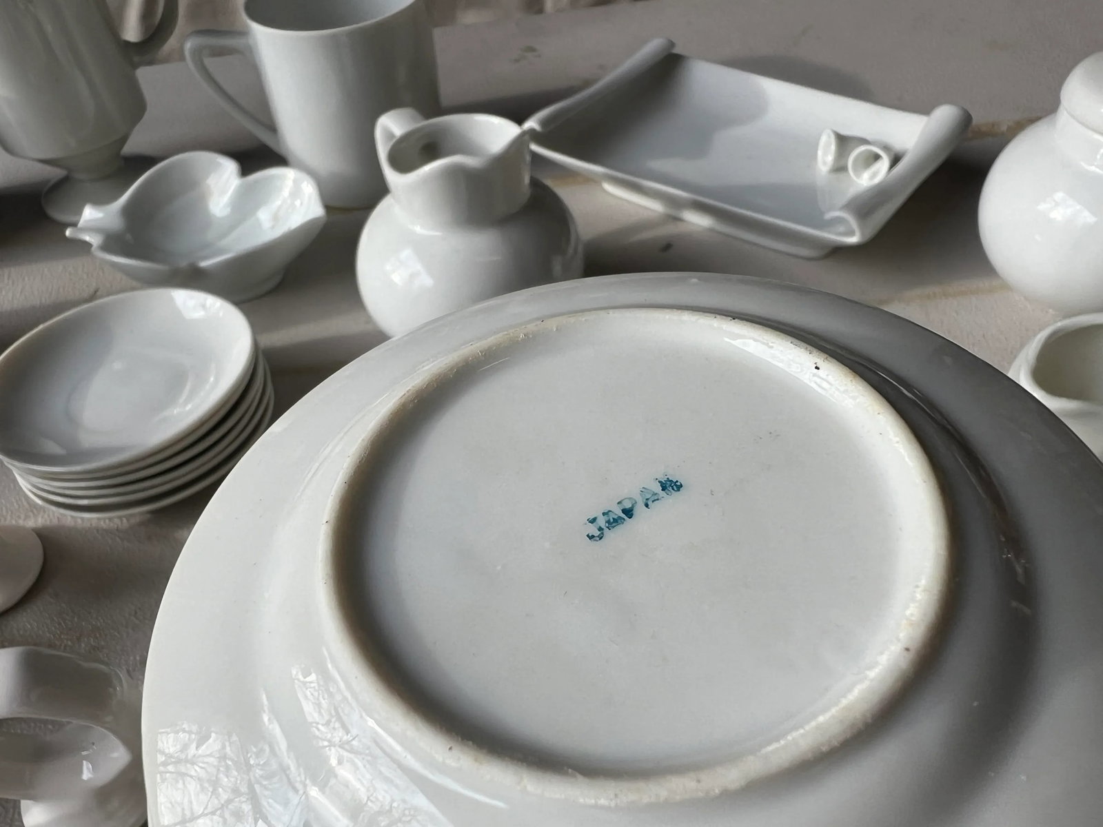 Large 1970s Collection of Japan White Pieces- 46 Pieces - 5