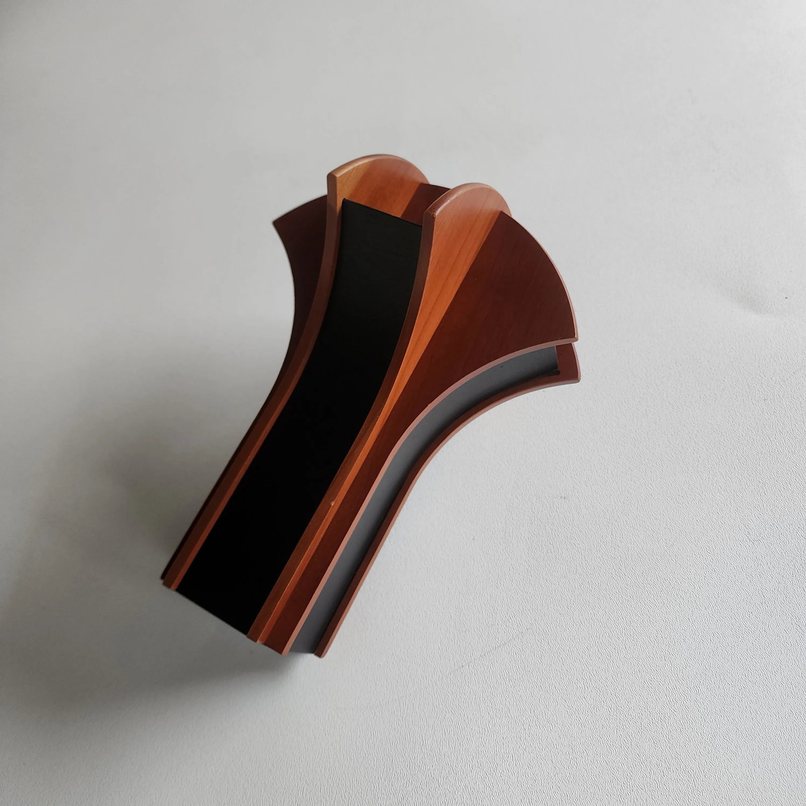 Late 20th Century Handmade Segmented Italian Wood Vase Formed With Bent Wood Sections by Coruna - 3