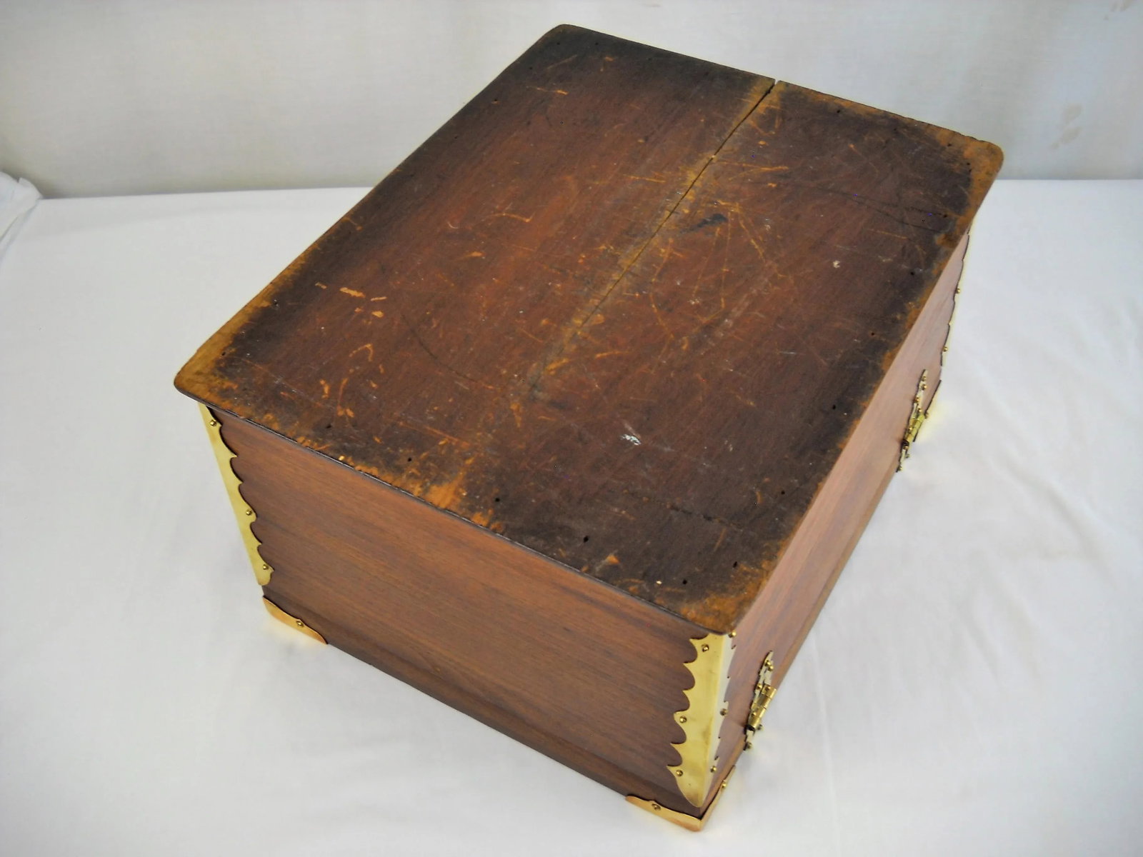 Antique Lillian Brass & Wood Box - 7