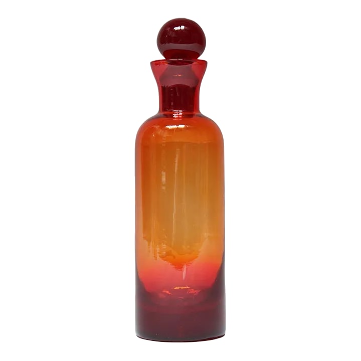Vintage Italian Amberina Decanter With Stopper: Italian modernist glass decanter with orb stopper (ca. 1960s, Italy). Lovely orange/red amberina color. Excellent, vintage condition. Sourced in Rome, Italy. Height without stopper: 8.13" Height with