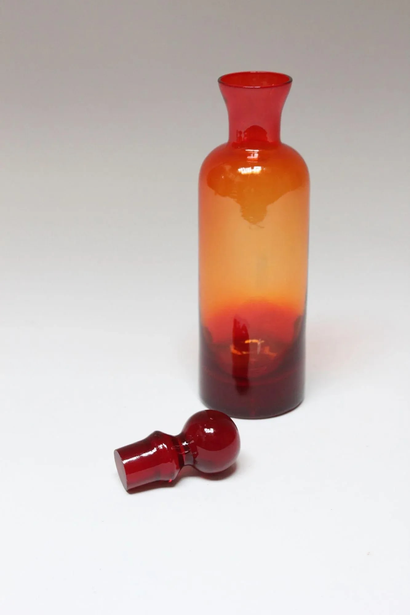 Vintage Italian Amberina Decanter With Stopper - 3